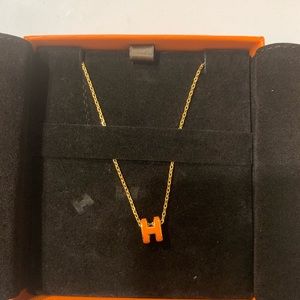 Mini Pop H necklace Orange
